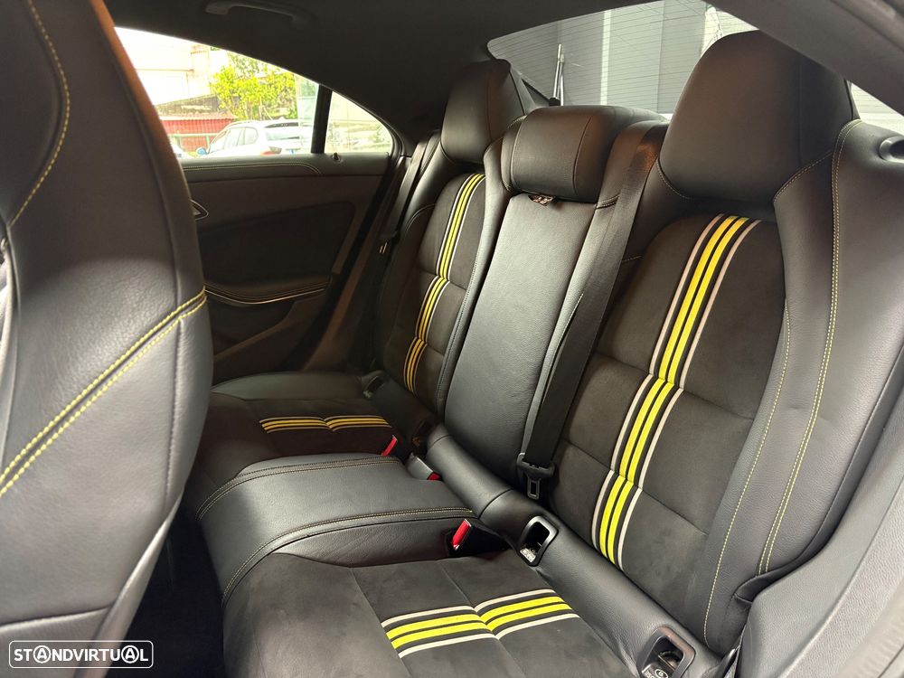 Mercedes-Benz CLA 220 CDI 7G-DCT AMG Line - 39