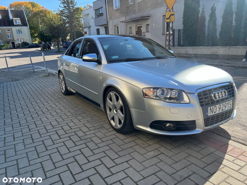 Audi S4 Limousine 4.2 Quattro Tiptr - 28
