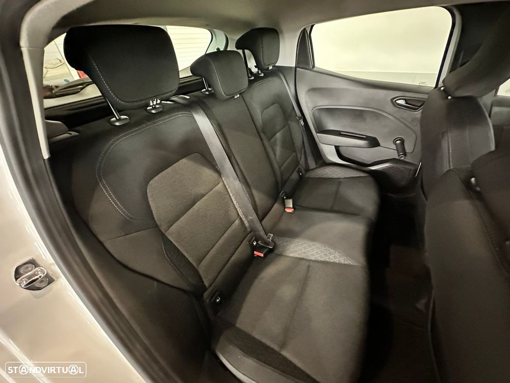 Renault Clio 1.0 TCe Evolution - 28