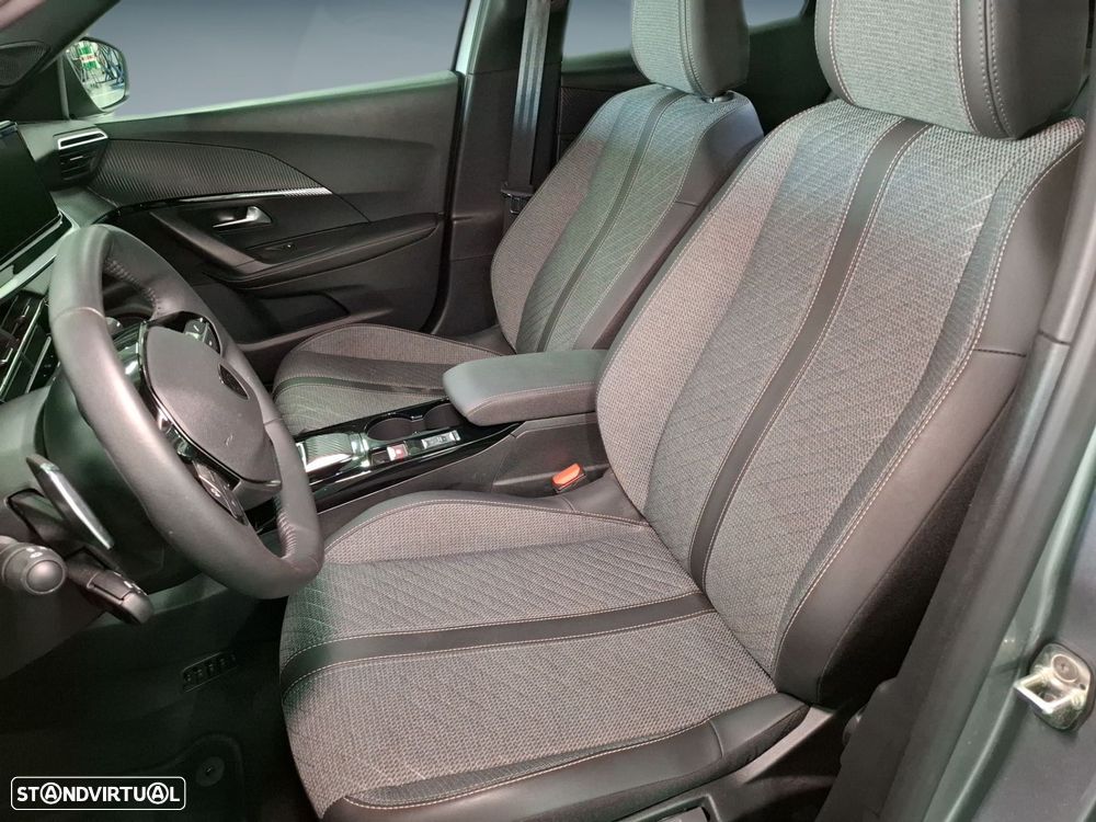 Peugeot 2008 1.2 Hybrid Allure e-DCS6 - 11
