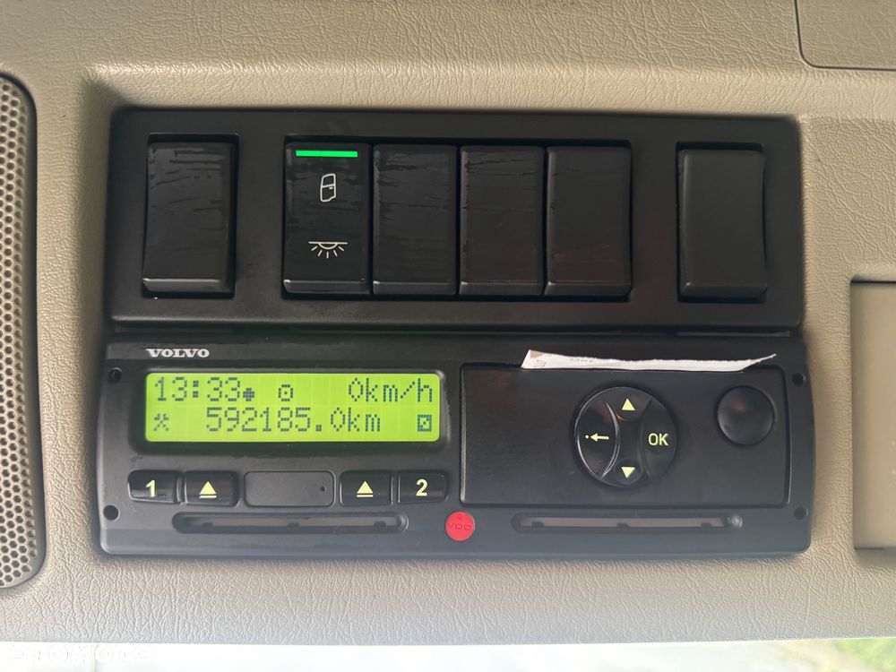 Volvo FM 330/ACC/ Euro6 /CHŁODNIA / DŁUGOŚĆ 12M /24 EURO PALET/ - 24