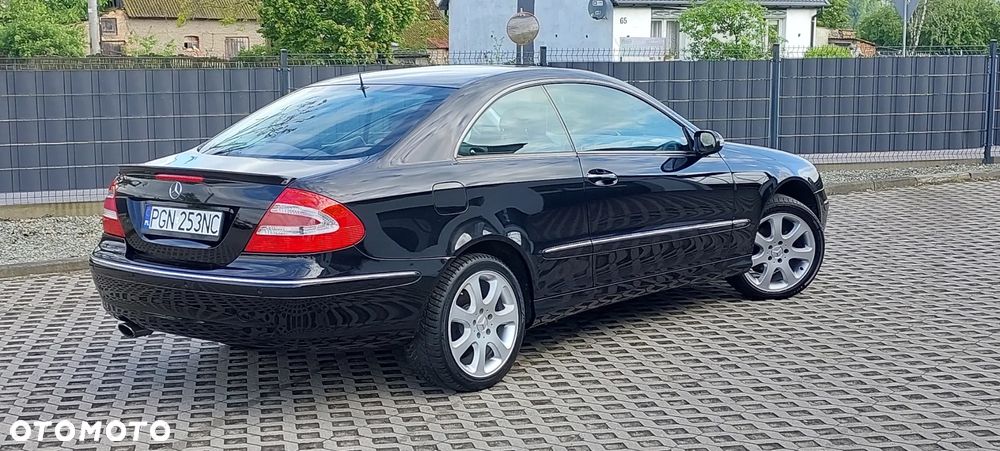 Mercedes-Benz CLK - 6