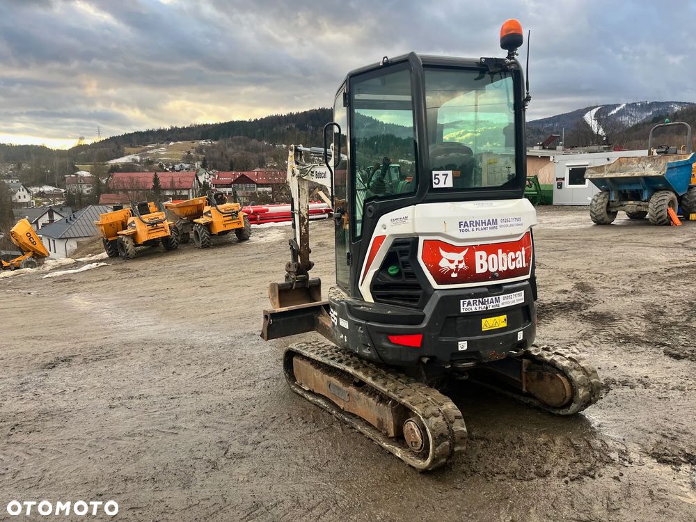 Bobcat E26 - 6