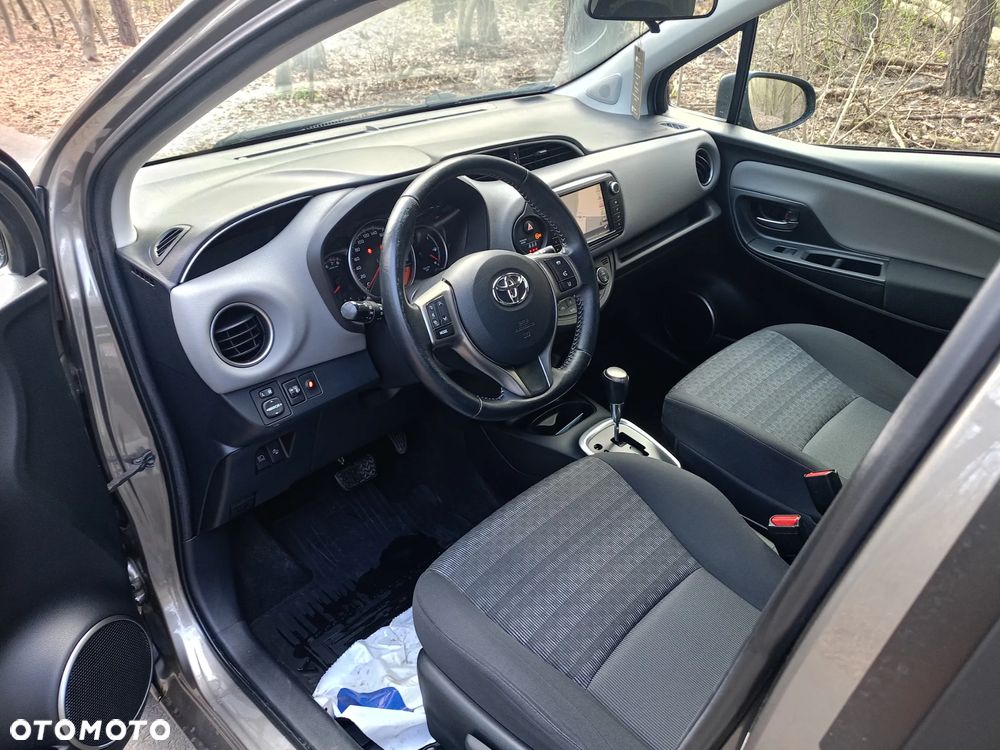 Toyota Yaris 1.33 Premium MS - 9