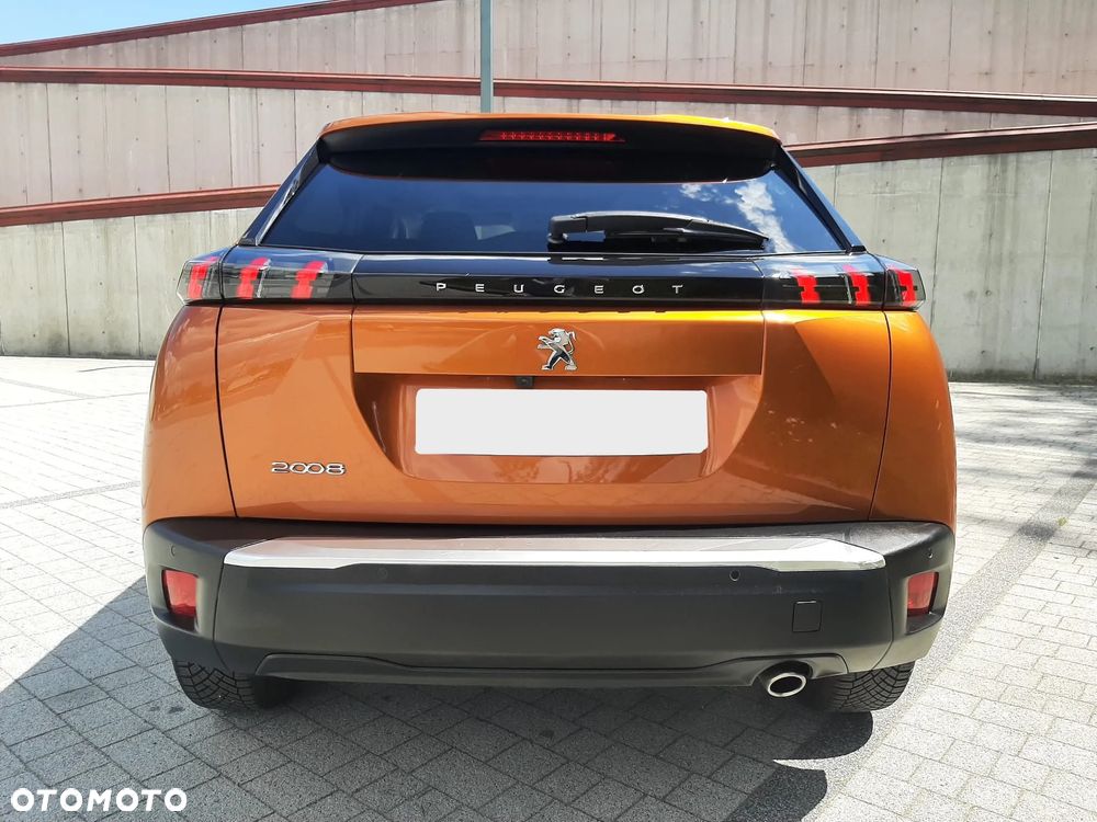 Peugeot 2008 1.5 BlueHDi Allure S&S EAT8 - 9