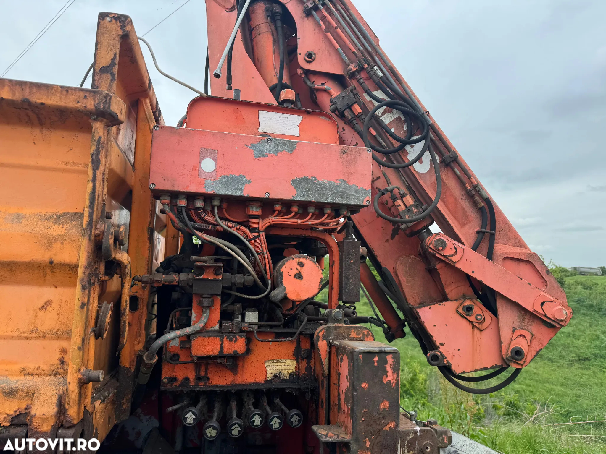 MACARA Atlas Montaj Sasiu : Compacta cu garare  / stare buna de functionare - 7