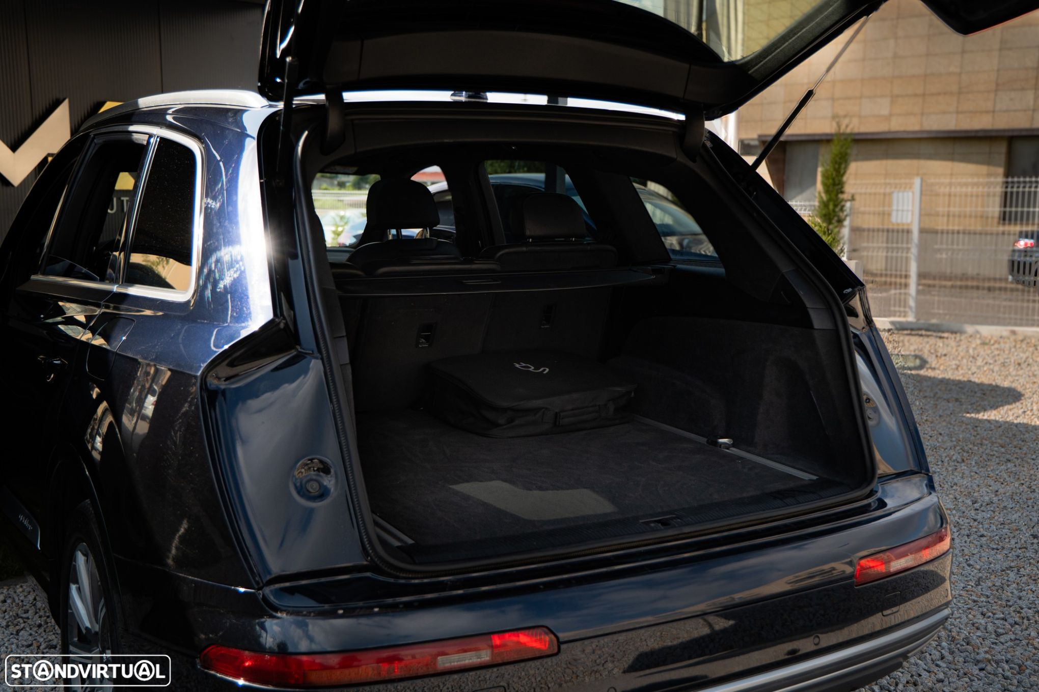 Audi Q7 3.0 TDI E-tron quattro Tiptronic - 38