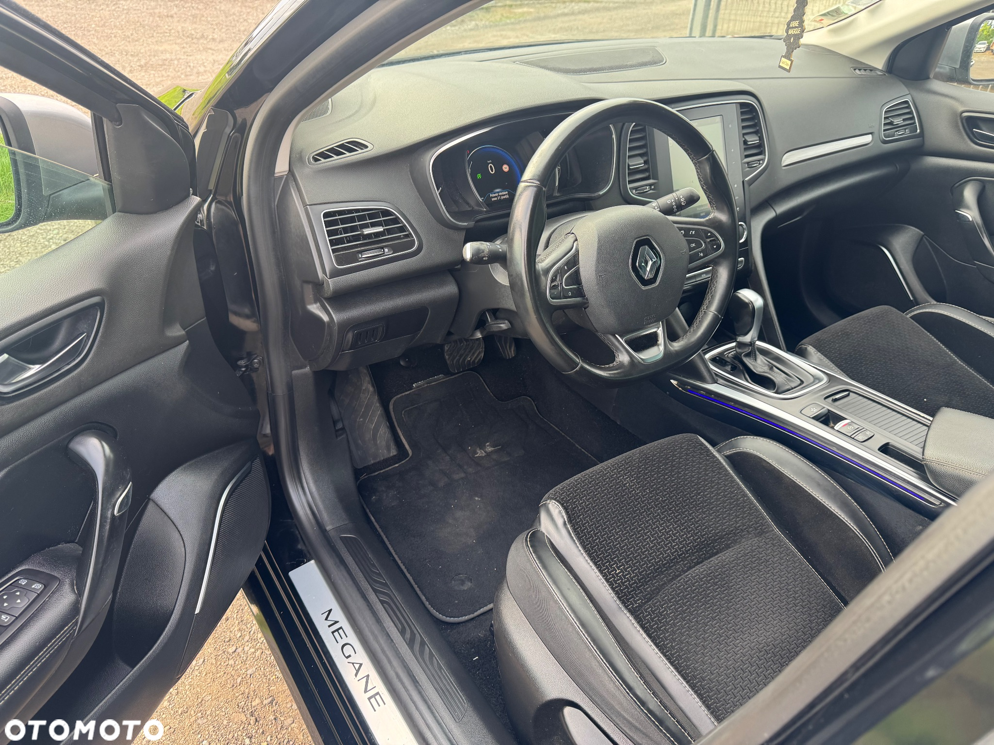Renault Megane Grandtour ENERGY dCi 110 EDC GT LINE - 9
