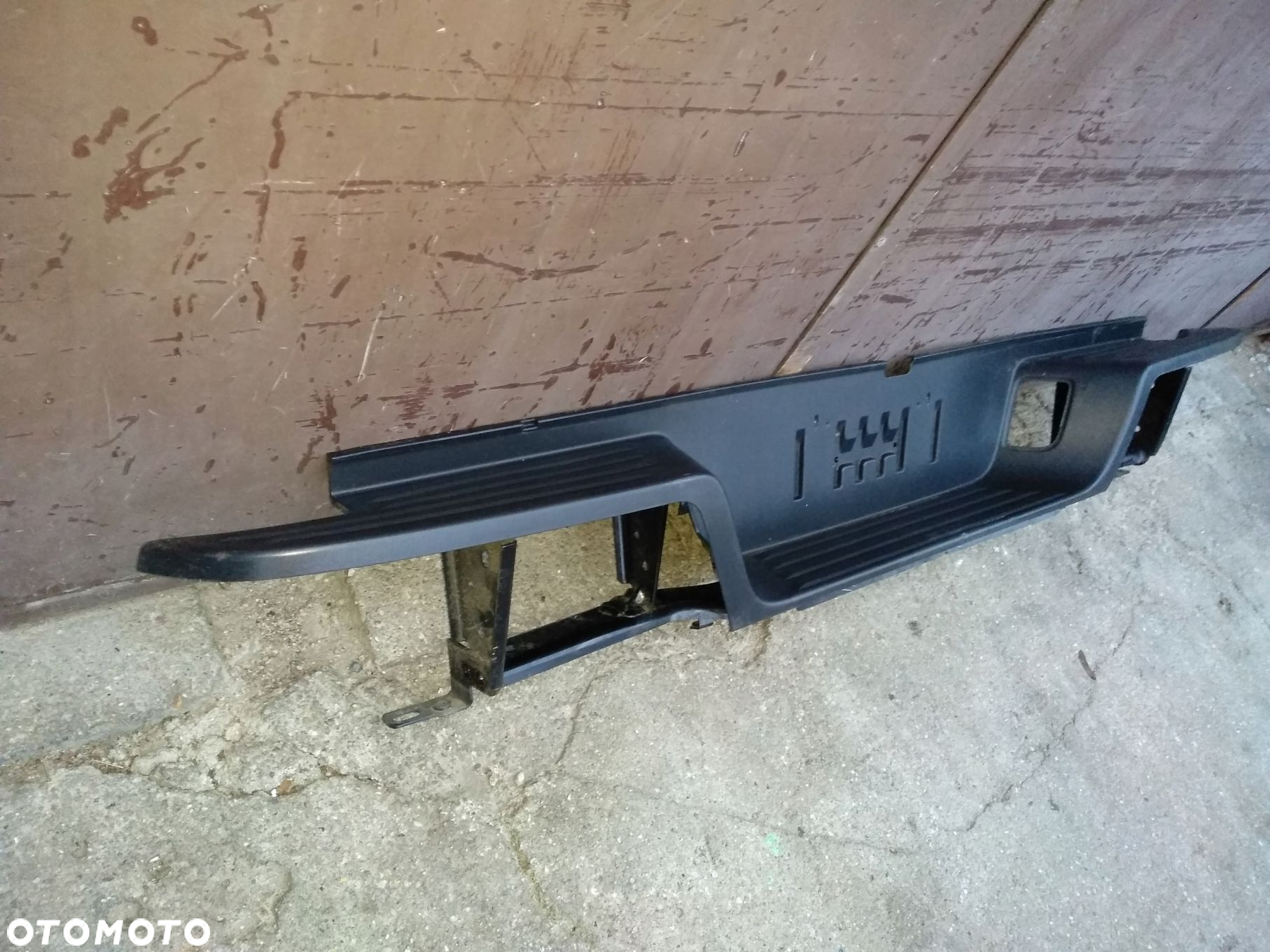 Stopień belka tył Ford Ranger III JB3B-17B810-B - 2