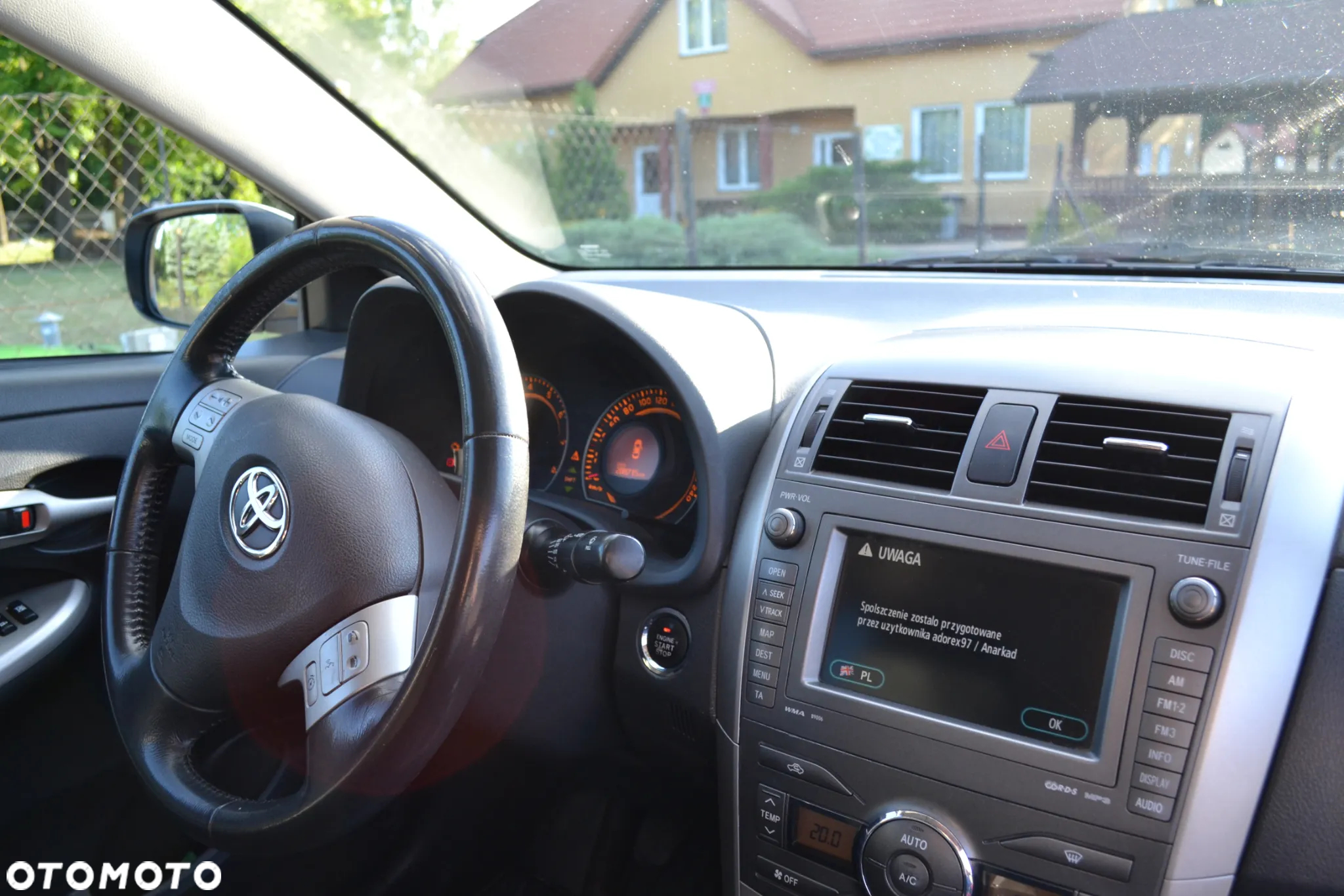 Toyota Corolla 1.6 VVT-i Prestige + NAVI - 11