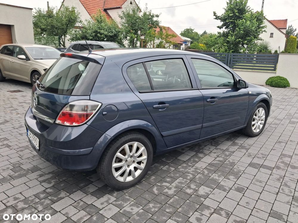 Opel Astra 1.4 - 3