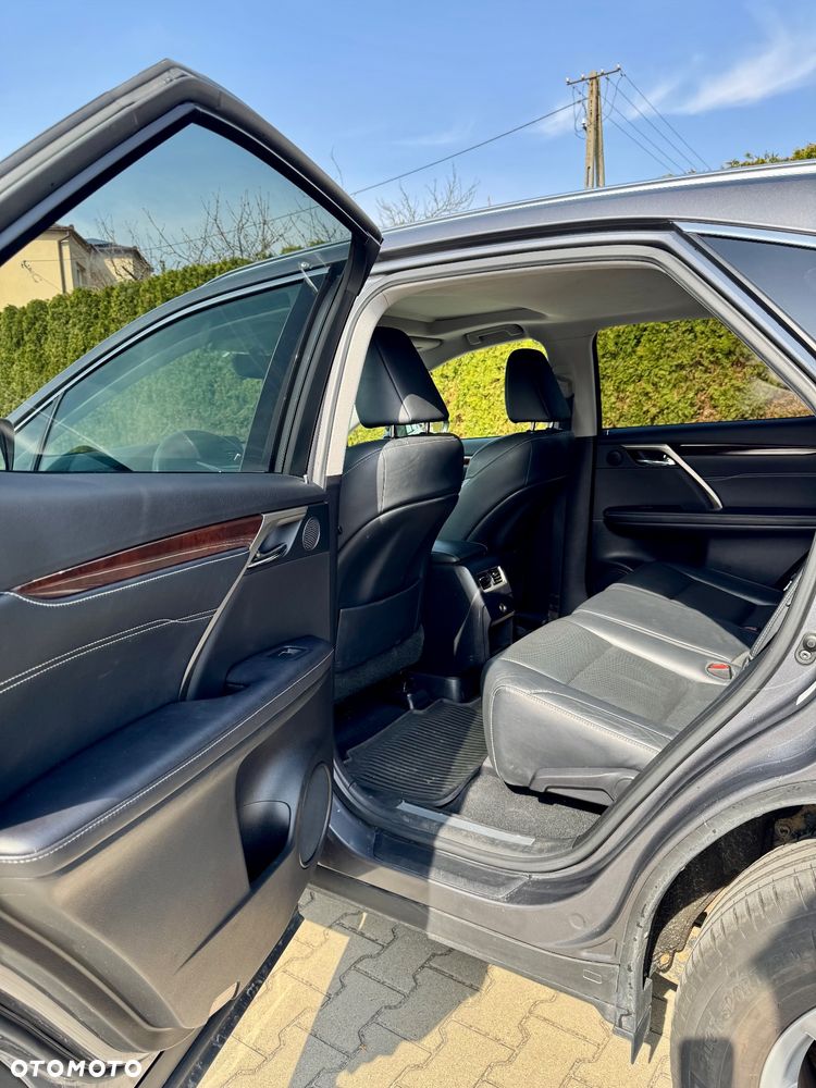 Lexus RX - 15