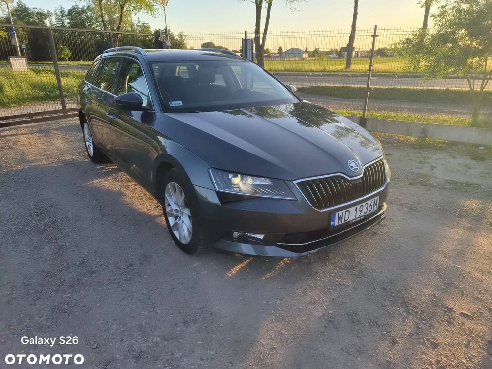 Skoda Superb 1.5 TSI ACT Ambition DSG - 4