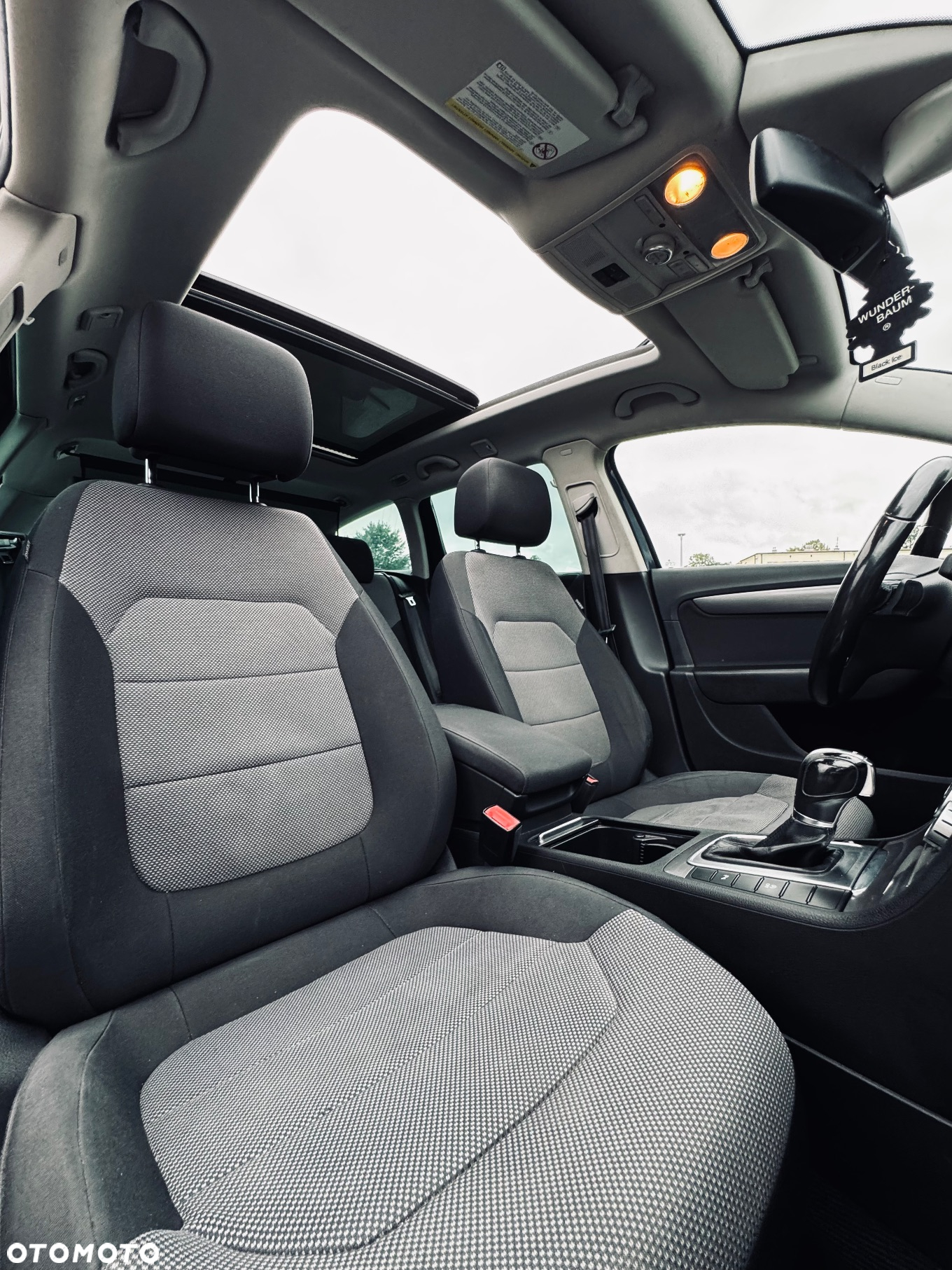 Volkswagen Passat Variant 2.0 TDI DSG BlueMotion Technology Highline - 13