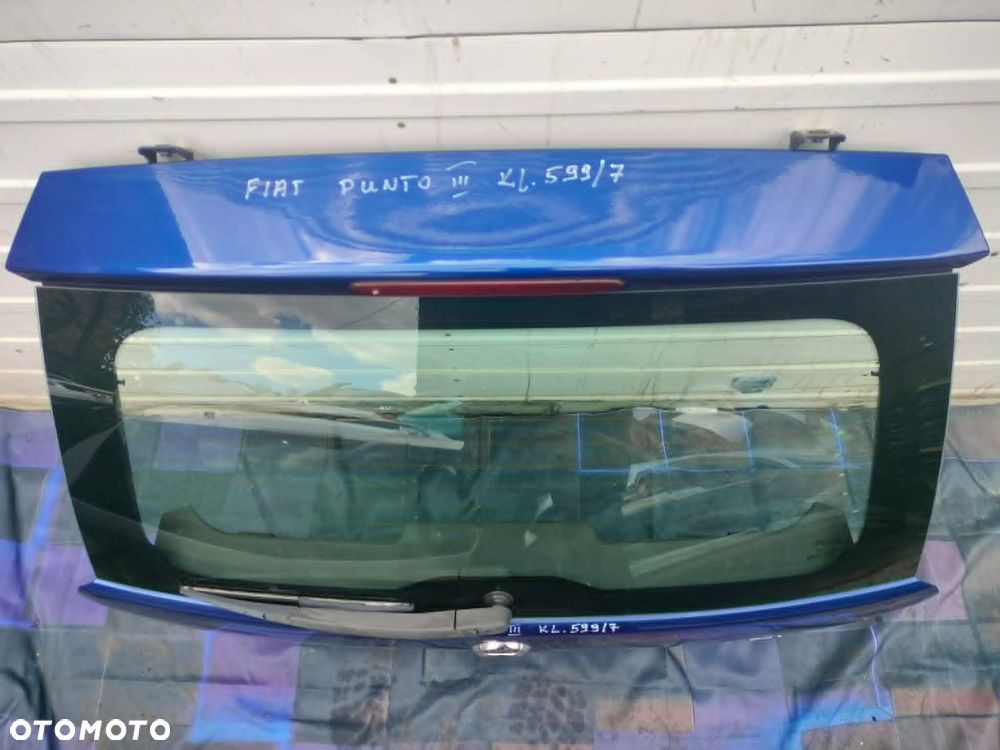 Fiat Grande Punto Klapa bagażnika kod lakieru 599/7 - 2