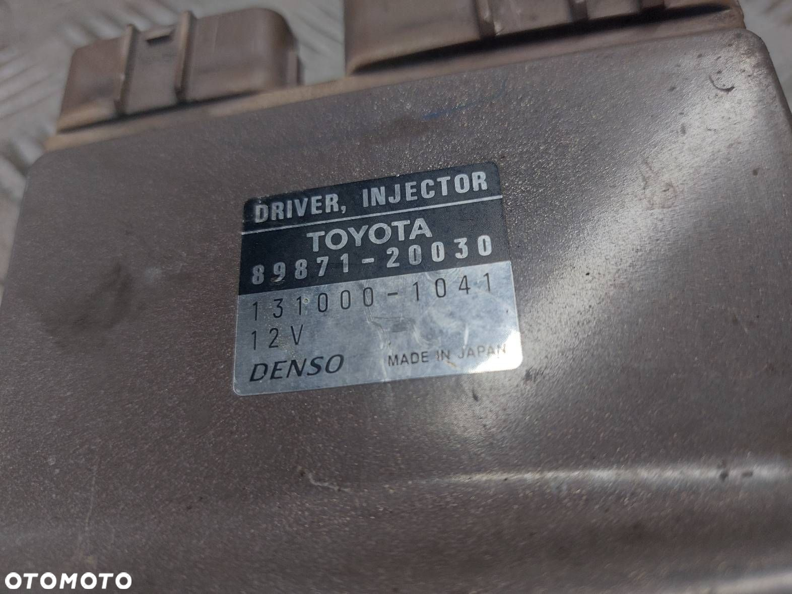 STEROWNIK WTRYSKIWACZY TOYOTA COROLLA E12 2.0 D4D 89871-20030 - 2