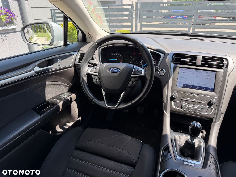 Ford Mondeo - 9