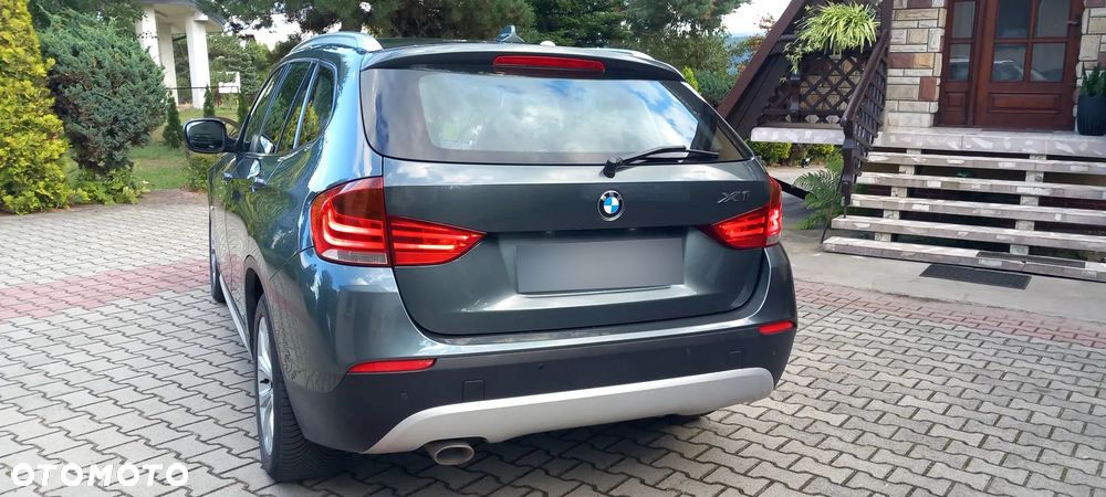 BMW X1 xDrive20d - 8
