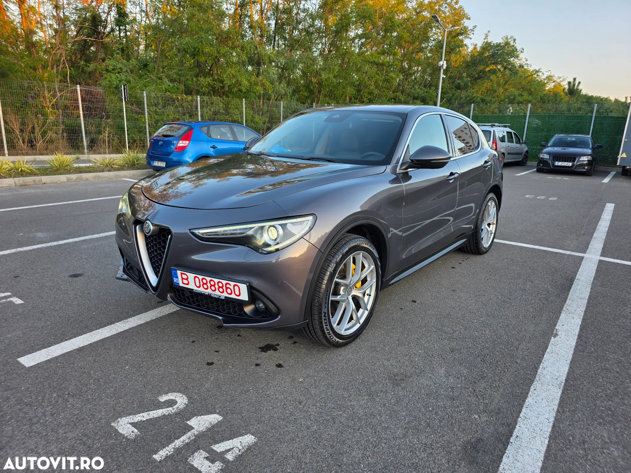 Alfa Romeo Stelvio 2.2 Diesel 16V AT8 Q4 Veloce - 2