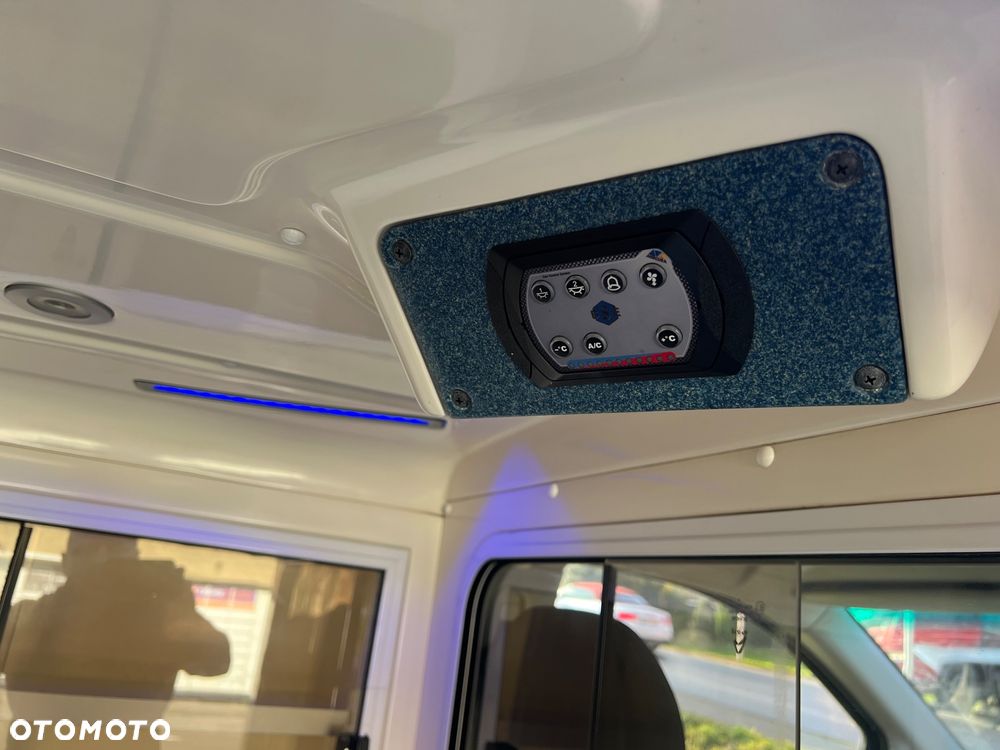 Mercedes-Benz vito - 12