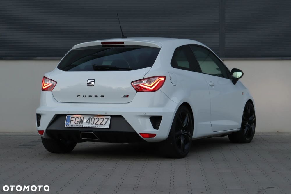 Seat Ibiza SC 1.8 TSI S&S Cupra - 11
