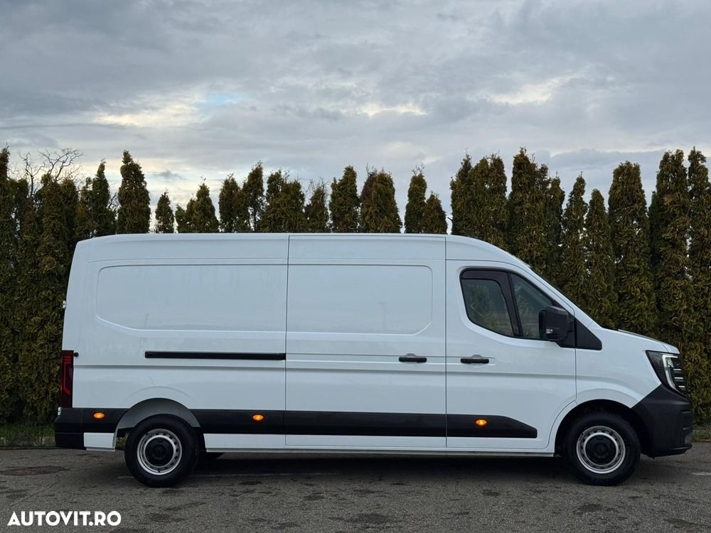 Nissan Interstar - 8