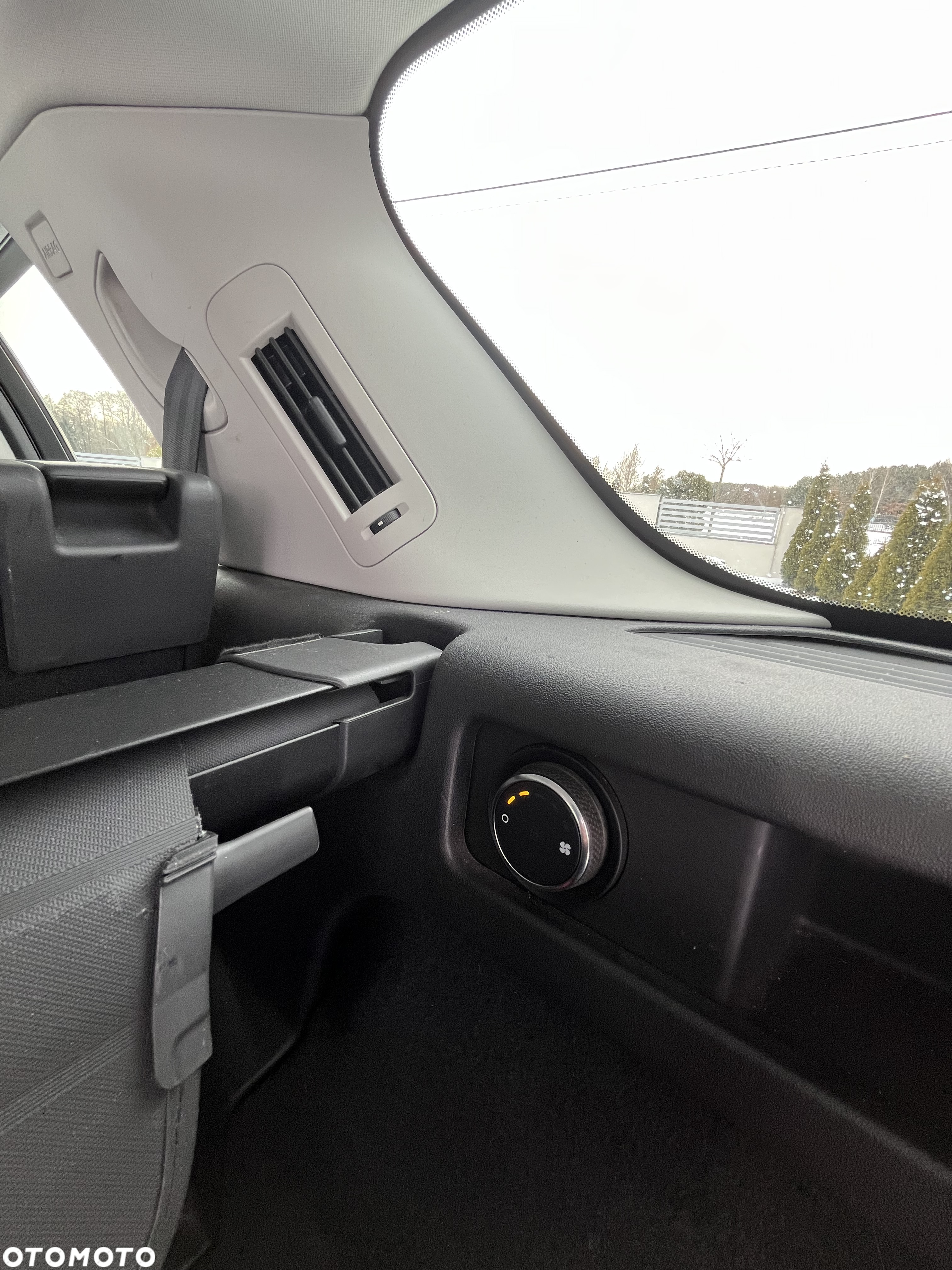 Land Rover Discovery Sport 2.0 eD4 HSE - 17