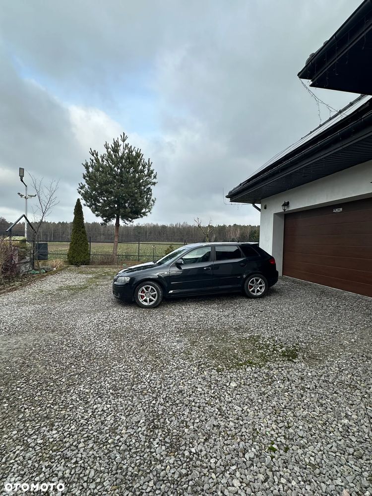 Audi A3 Sportback - 3