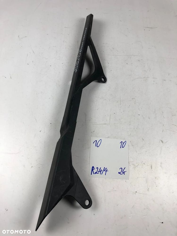 Yamaha MT-09 13-17 Osłona Łańcucha - 1