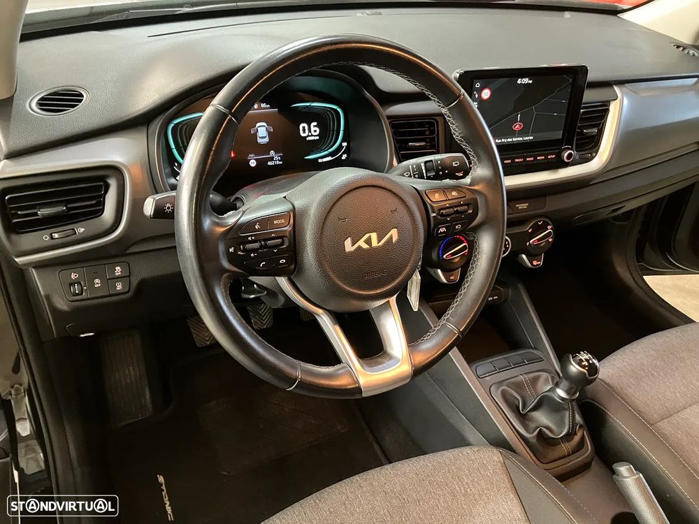 Kia Stonic - 21