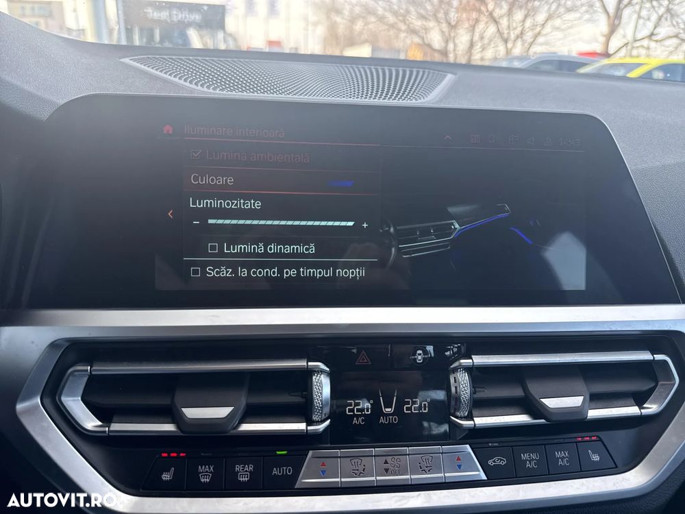 BMW Seria 3 330e Aut. Sport Line - 15