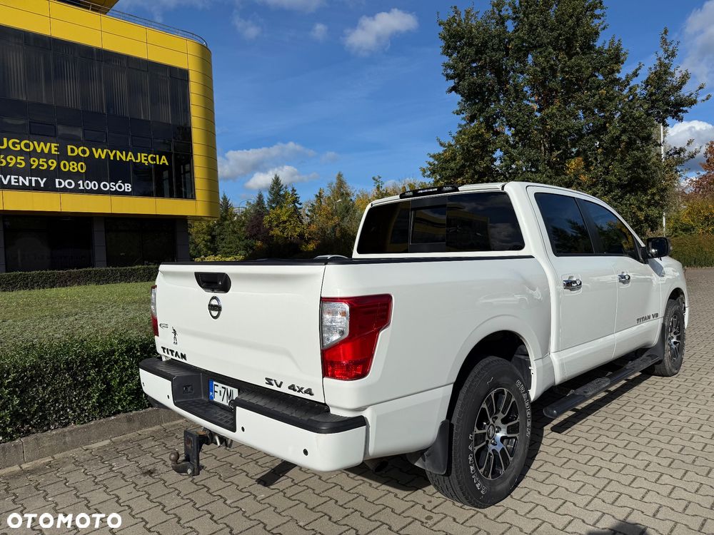 Nissan Titan - 6