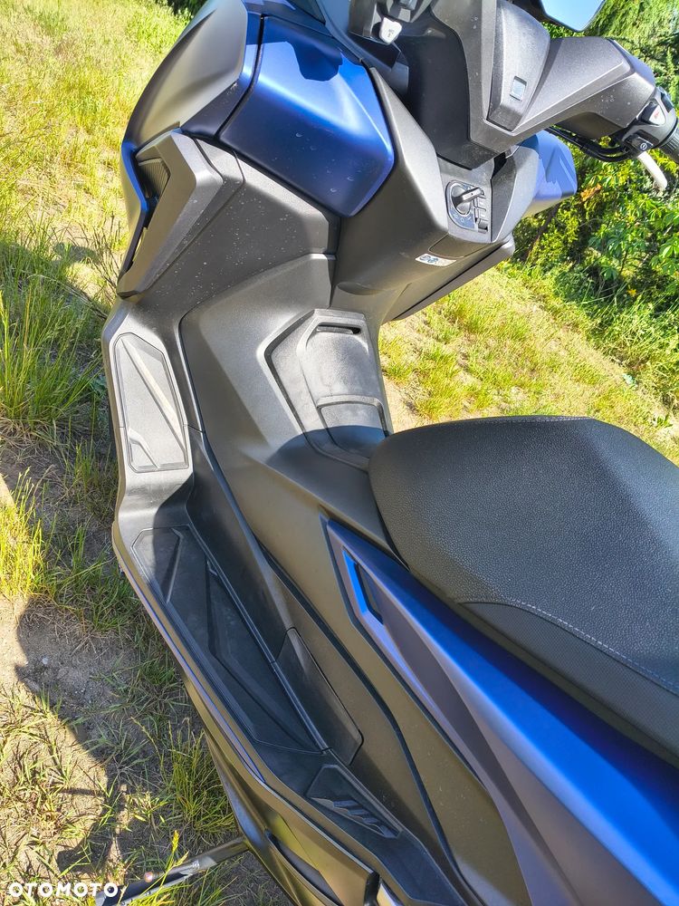 Honda NSS - 16