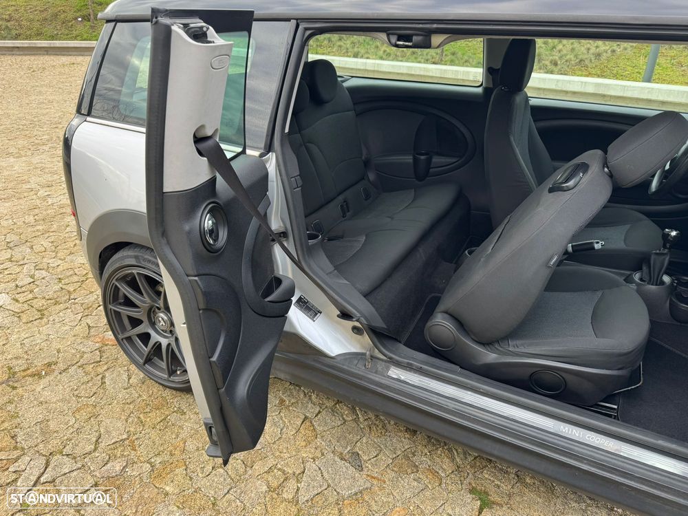 MINI Clubman Cooper D - 10