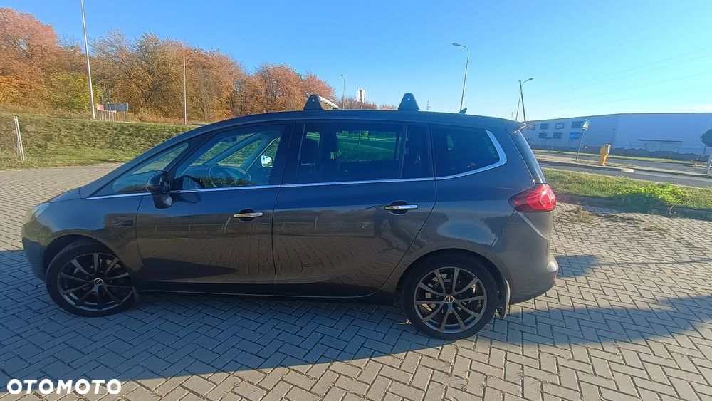 Opel Zafira 2.0 CDTI Cosmo - 13