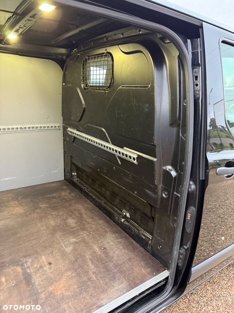 Ford Transit Custom - 22