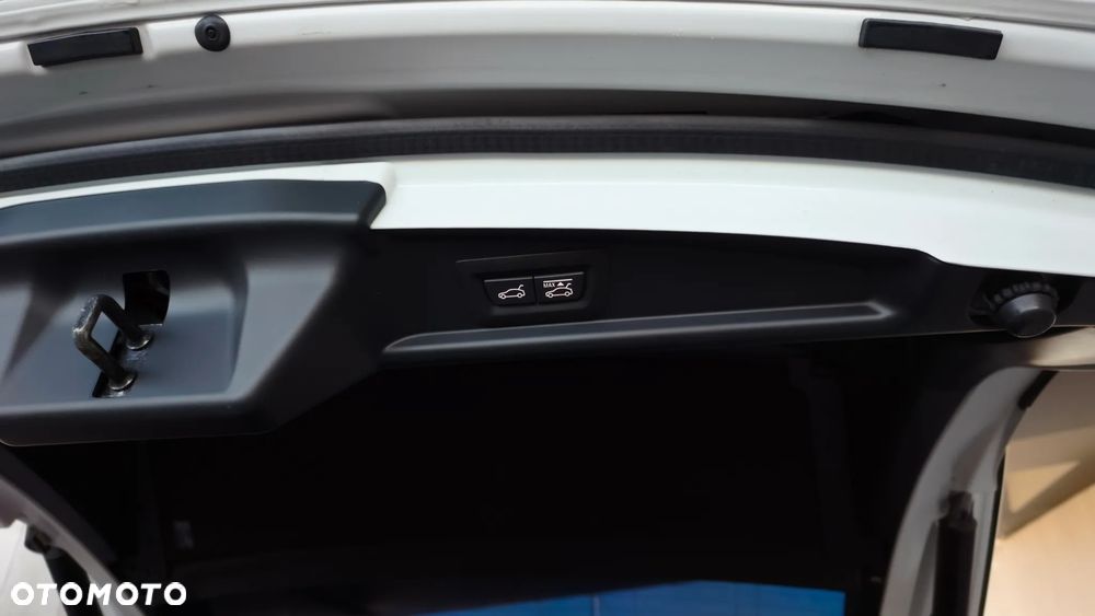 BMW 5GT 535i Luxury Line - 24