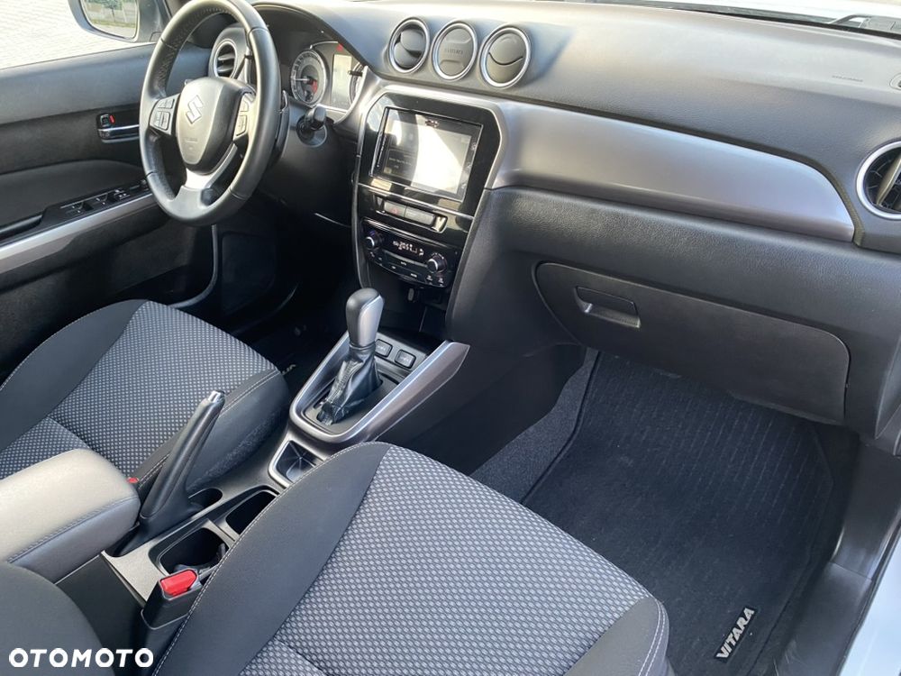 Suzuki Vitara 1.4 Boosterjet SHVS Premium 2WD - 19