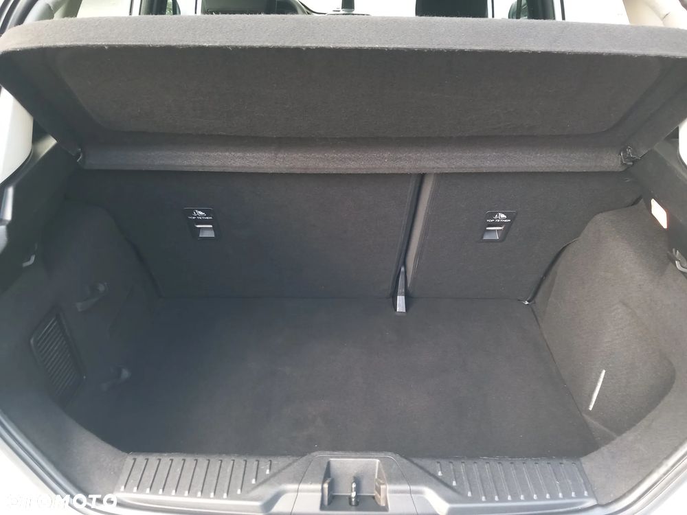 Ford Fiesta 1.1 S&S COOL&CONNECT - 10