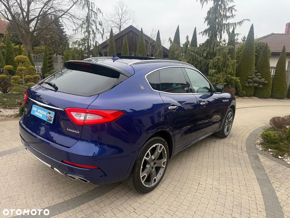 Maserati Levante S Q4 - 4