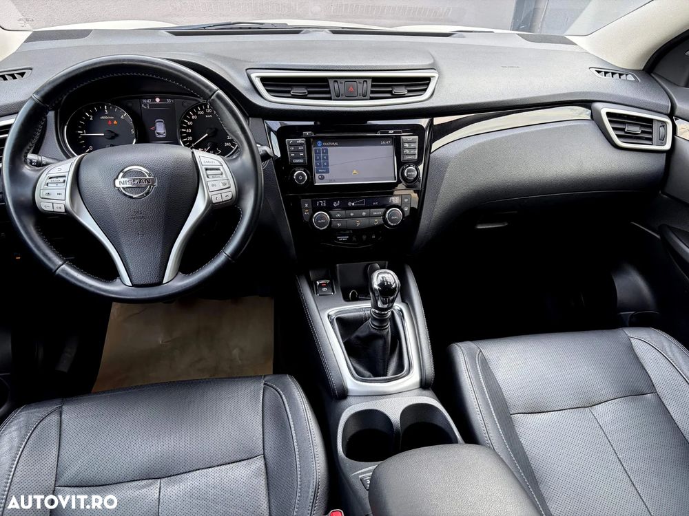 Nissan Qashqai 1.6 DCI TEKNA+ - 4