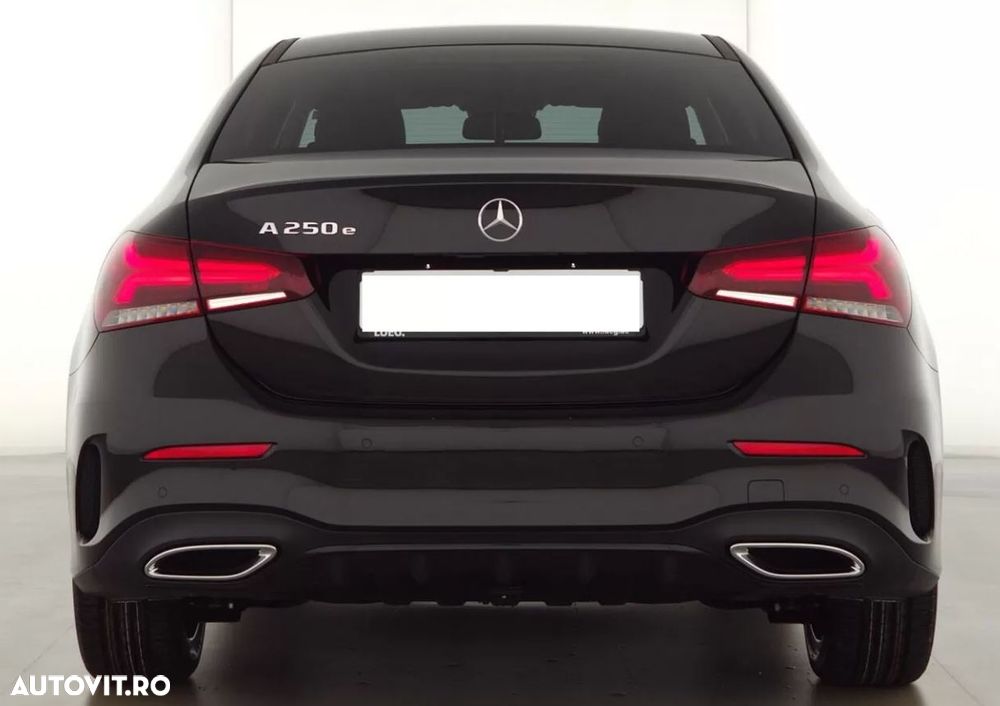 MERCEDES-BENZ A-Class 2020 — imagine 7