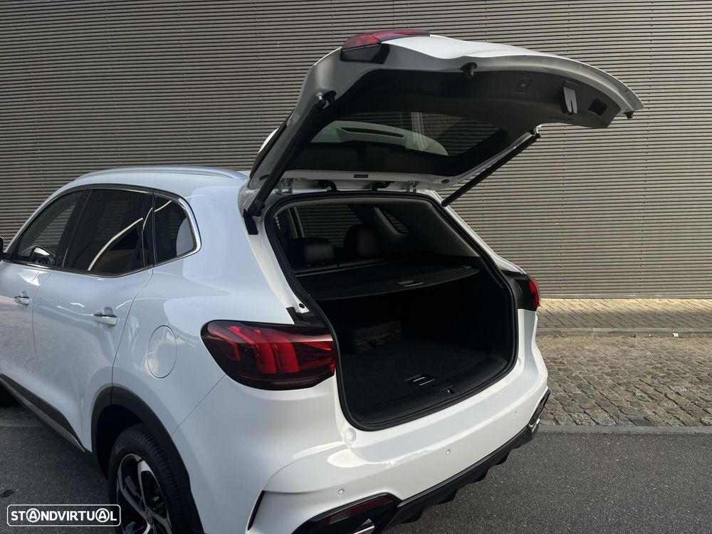 MG EHS 1.5 T-GDI Plug-in Hybrid Luxury - 22