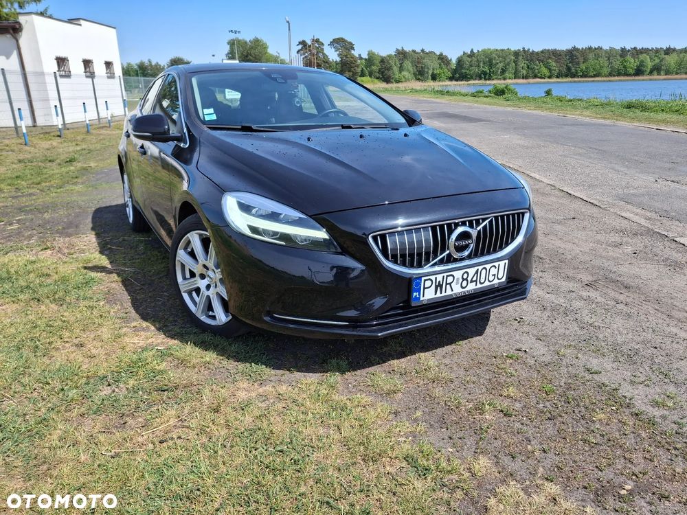 Volvo V40 D2 Drive-E Inscription - 1