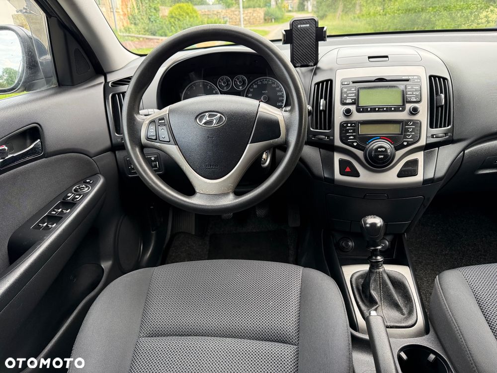 Hyundai i30 1.6 blue Style - 20