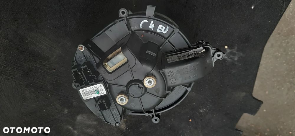 Kompletny WENTYLATOR Dmuchawa Citroen Peugeot WENTYLATOR NAWIEWU WNĘTRZA Radiator  CITROEN BERLINGO III PEUGEOT PARTNER III Picasso c4 a43001400 5e2228000 5.e22.287.00 - 7