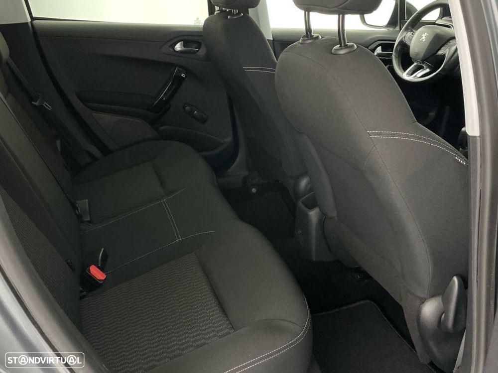 Peugeot 208 1.2 PureTech Active - 24