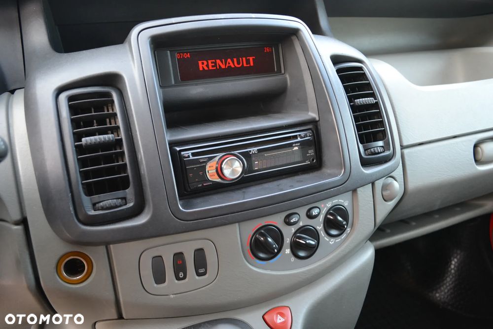 Opel Vivaro - 16