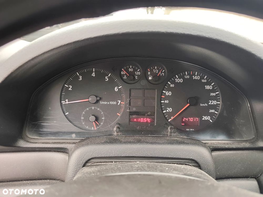 Audi A4 Limousine ver-avant-1-6 - 9