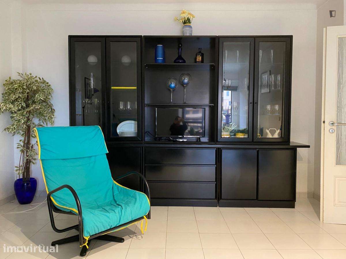 Apartamento com 1 quartos - localizado em Portimao - Grande imagem: 4/13